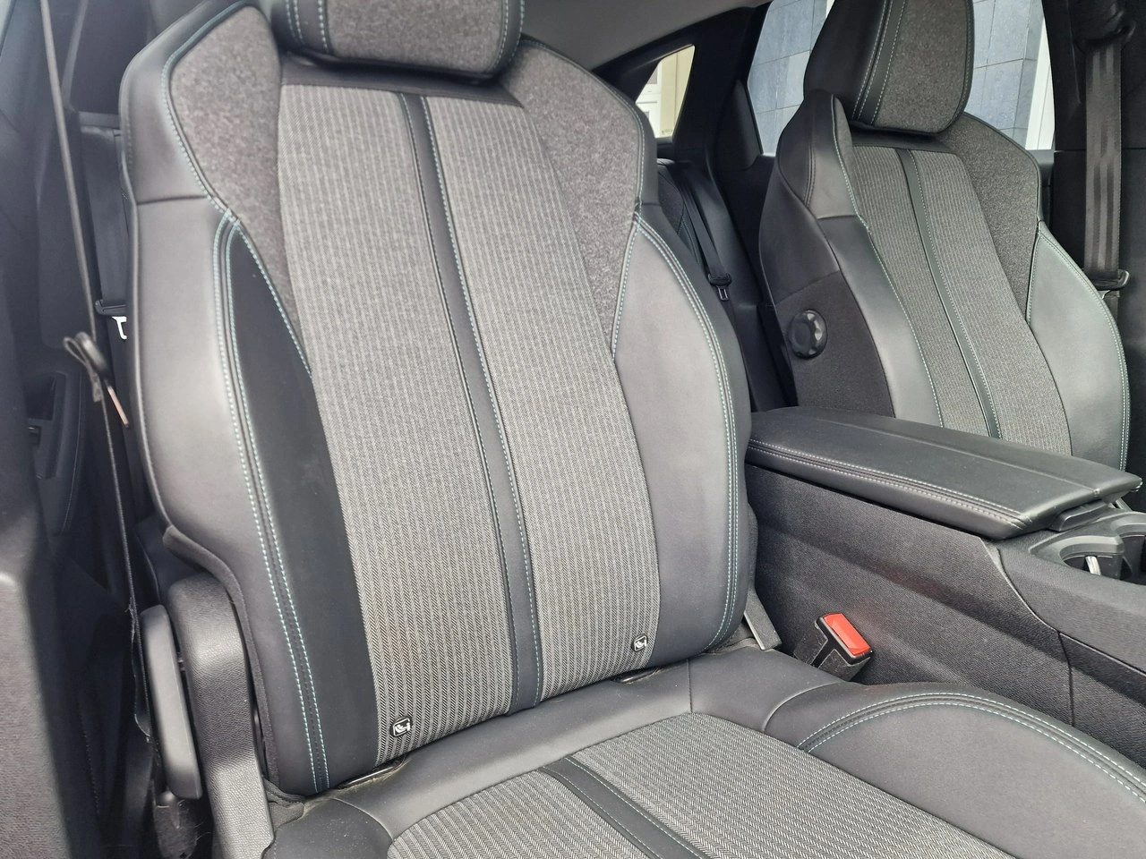 Peugeot 3008 - Zdjęcie 23