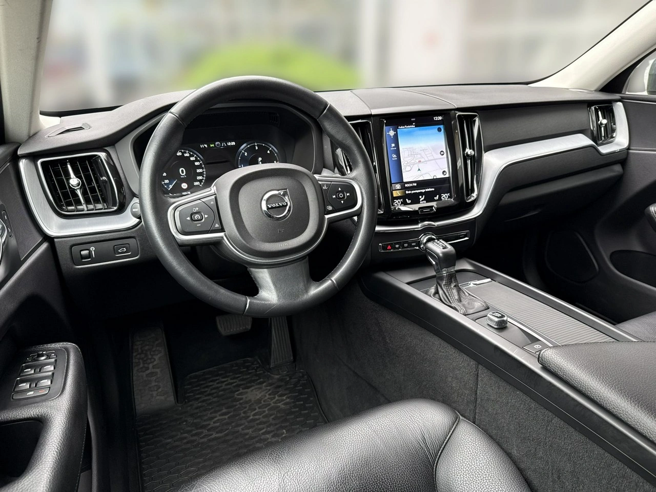 Volvo XC 60 - Zdjęcie 11