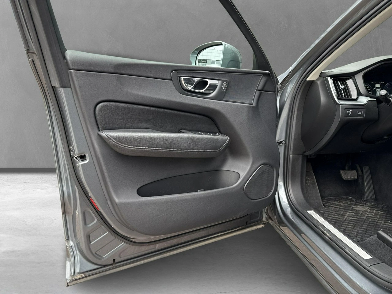 Volvo XC 60 - Zdjęcie 23
