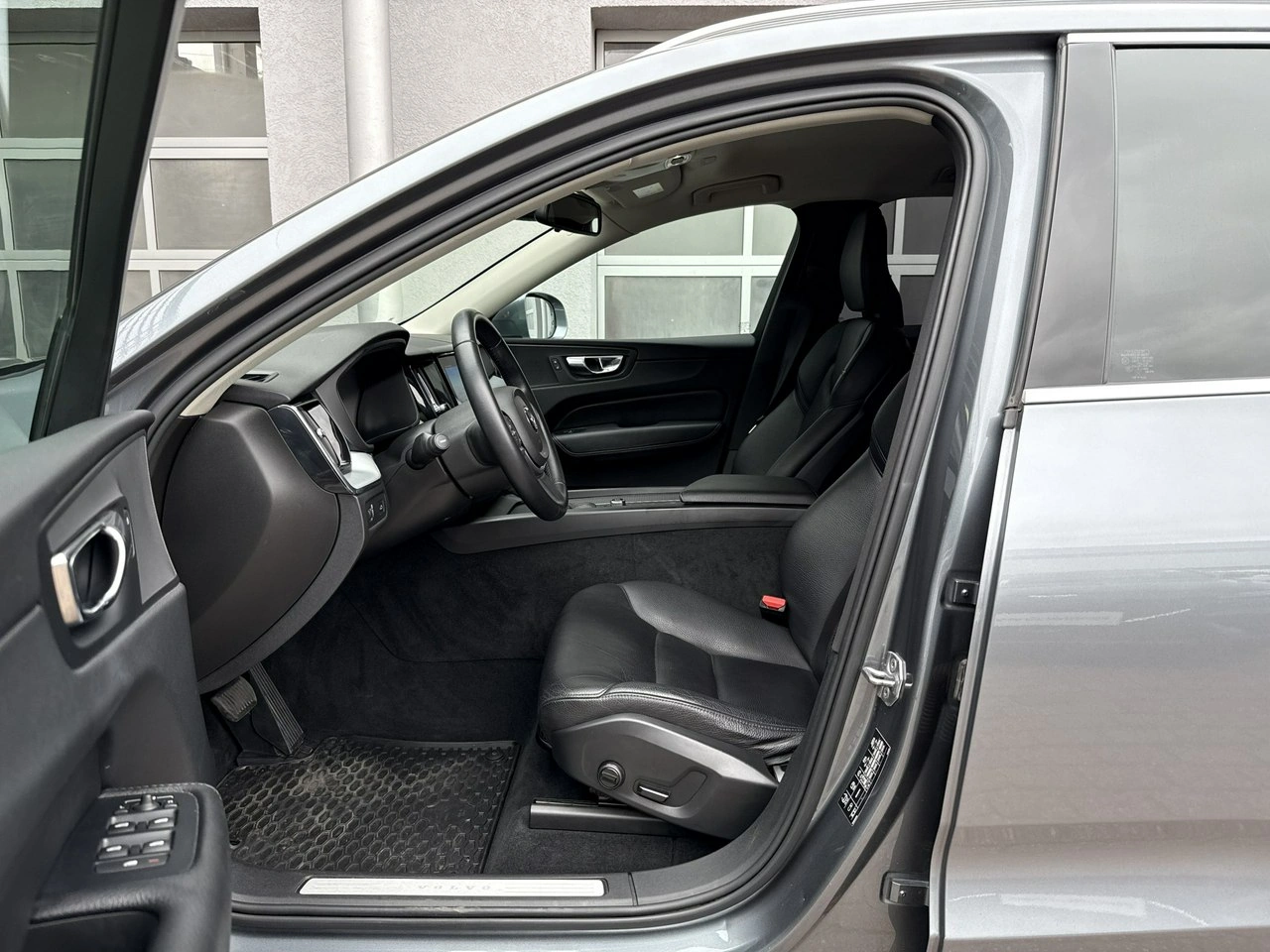 Volvo XC 60 - Zdjęcie 24