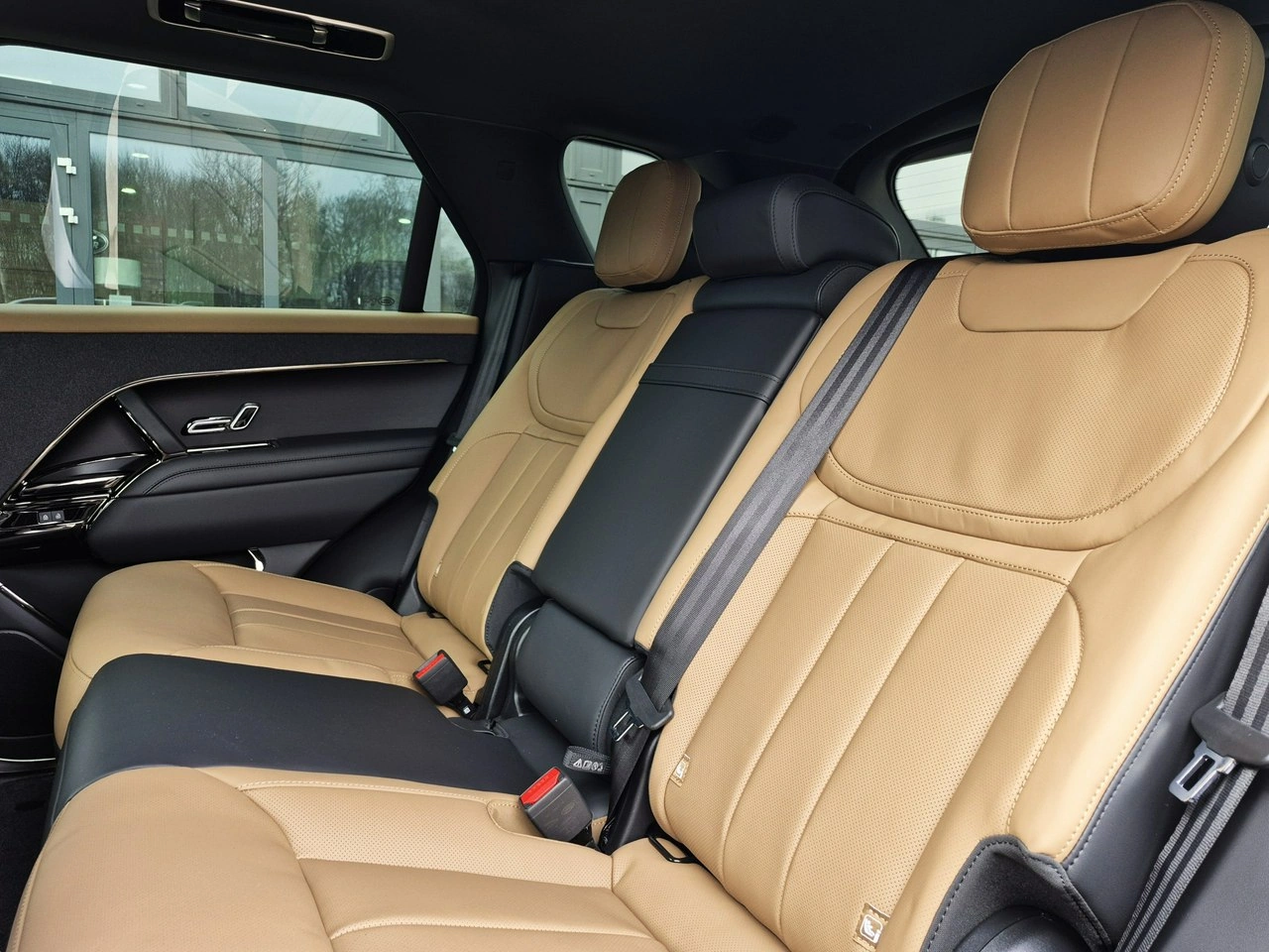Land Rover Range Rover Sport - Zdjęcie 16