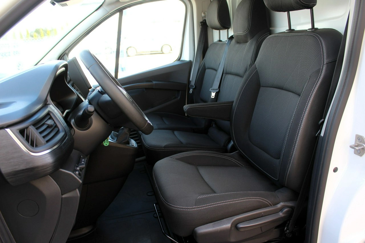 Renault Trafic - Zdjęcie 11