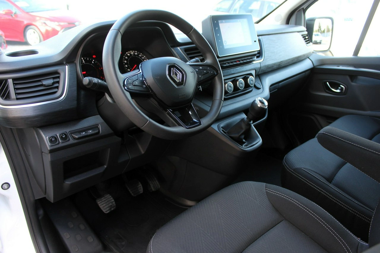 Renault Trafic - Zdjęcie 12