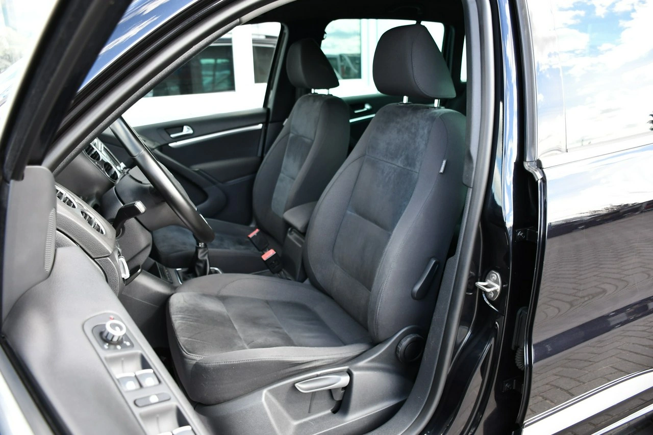Volkswagen Tiguan - Zdjęcie 17