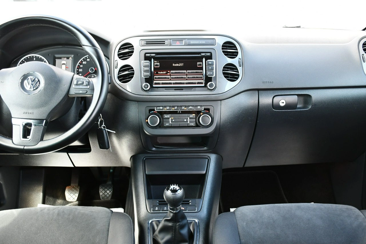 Volkswagen Tiguan - Zdjęcie 21