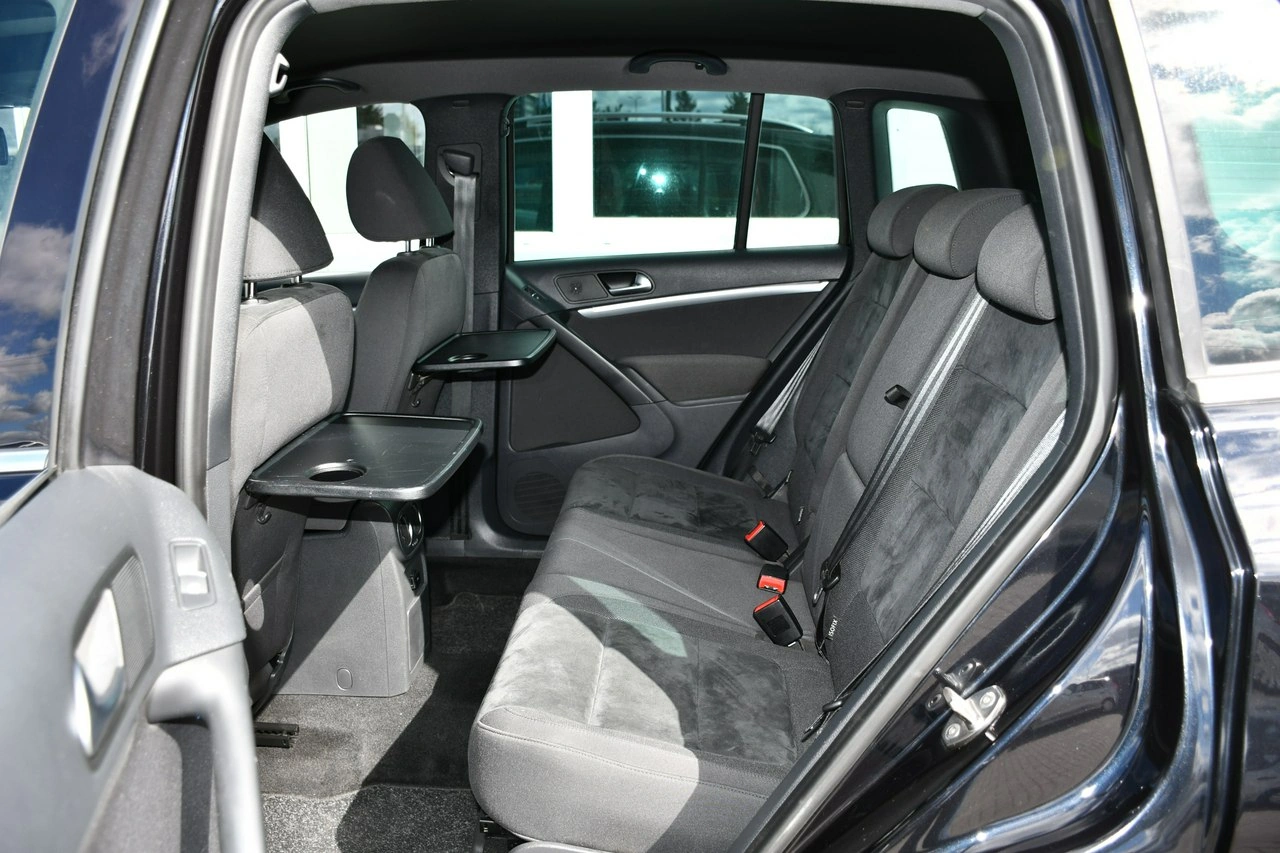 Volkswagen Tiguan - Zdjęcie 30