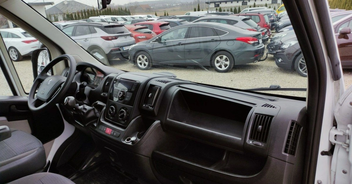 Peugeot Boxer - Zdjęcie 24