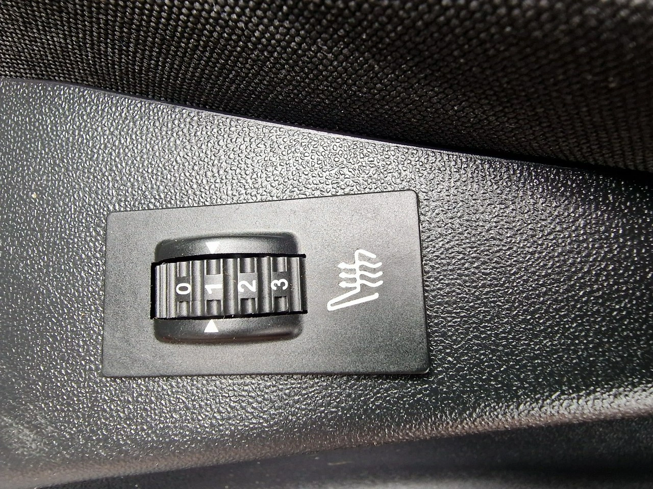 Peugeot 2008 - Zdjęcie 20