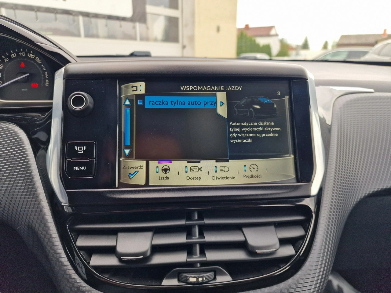 Peugeot 2008 - Zdjęcie 31