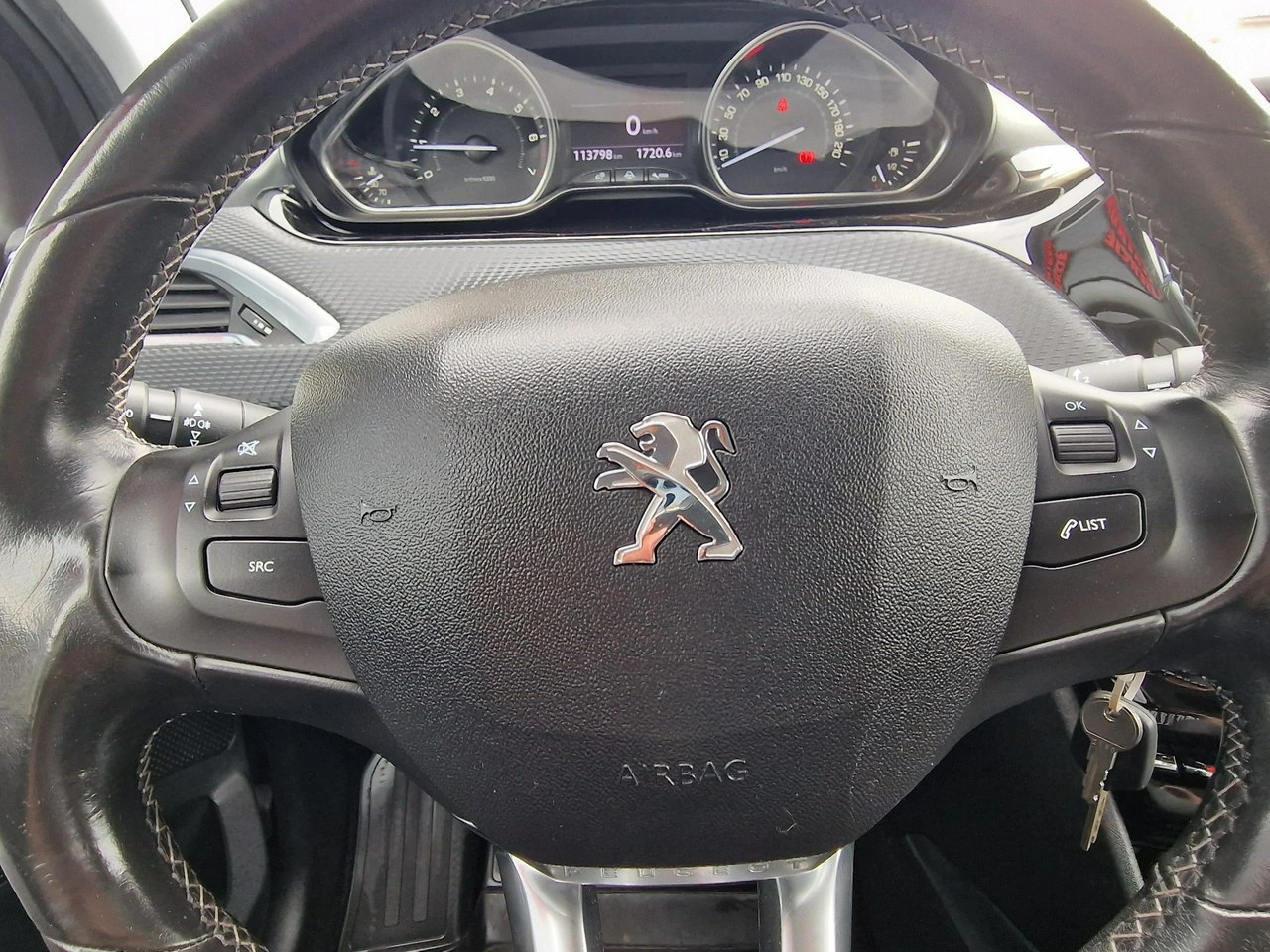 Peugeot 2008 - Zdjęcie 33