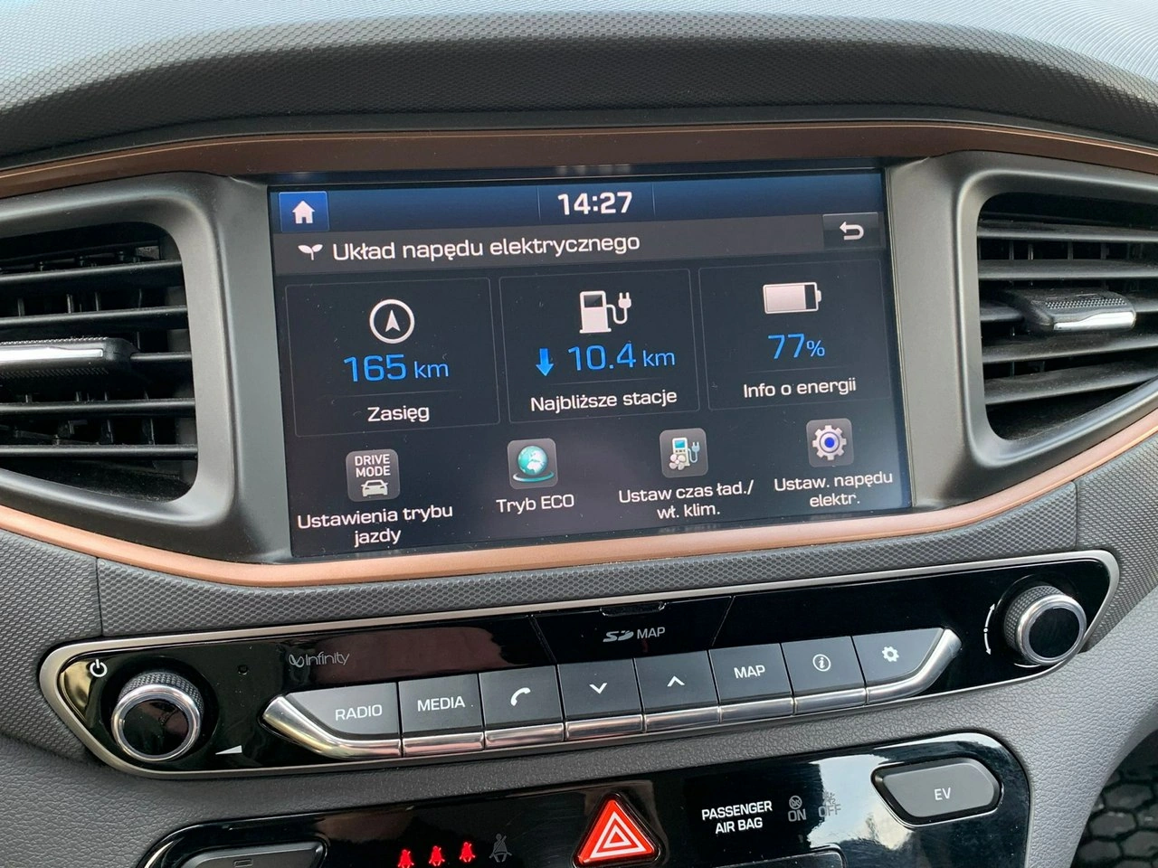 Hyundai IONIQ - Zdjęcie 12