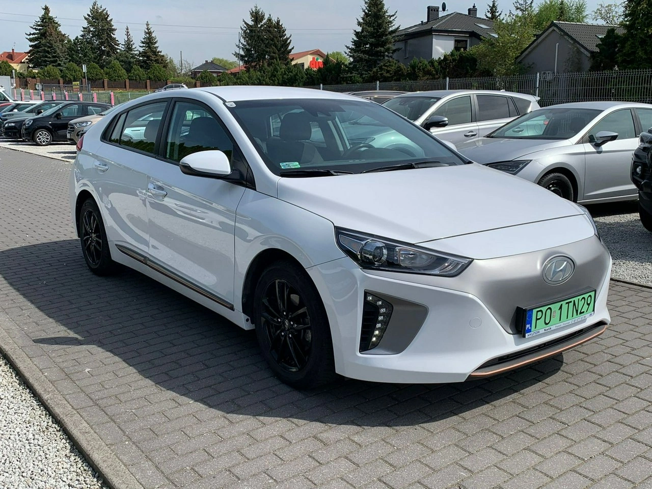 Hyundai IONIQ - Zdjęcie 1