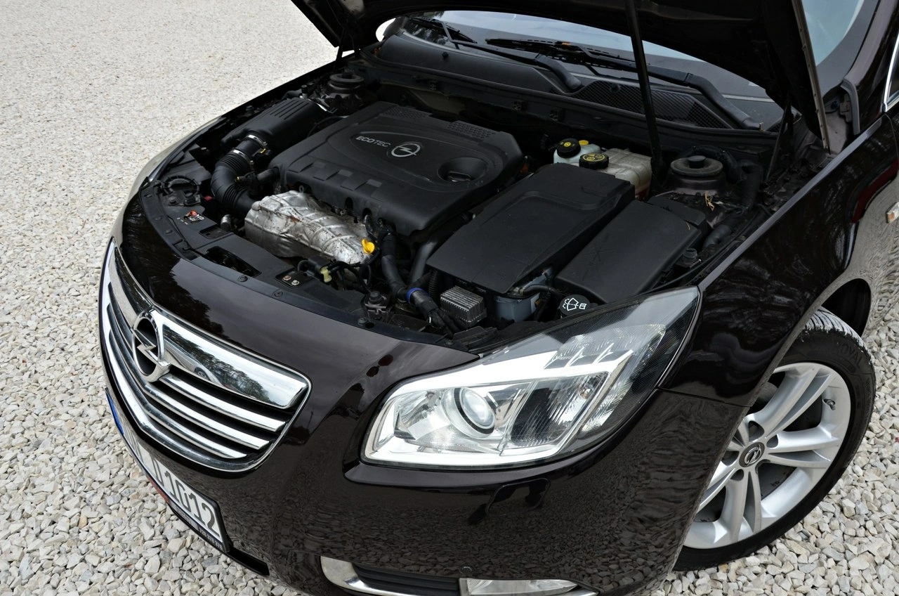 Opel Insignia Sports Tourer - Zdjęcie 9