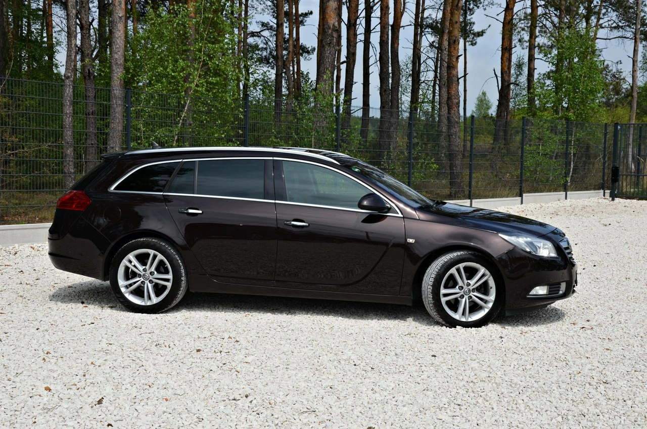 Opel Insignia Sports Tourer - Zdjęcie 14
