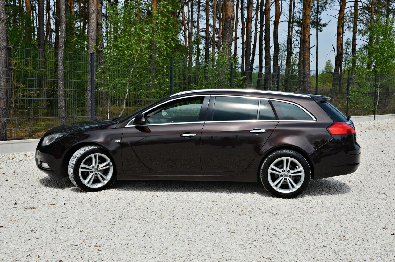 Opel Insignia Sports Tourer - Zdjęcie 22