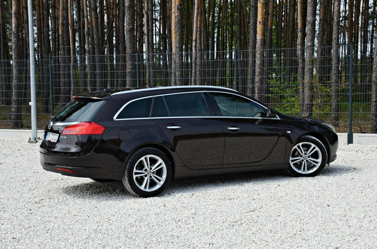 Opel Insignia Sports Tourer - Zdjęcie 24