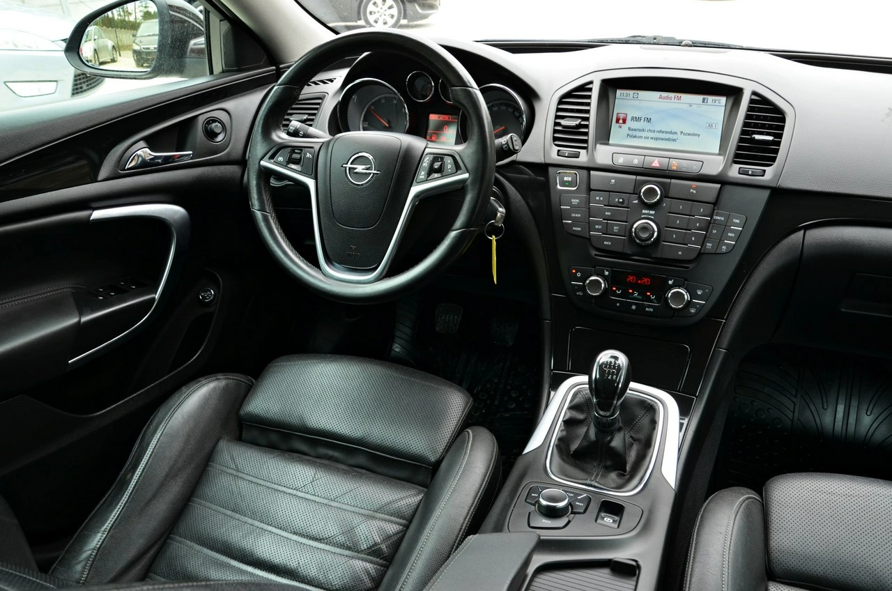 Opel Insignia Sports Tourer - Zdjęcie 34