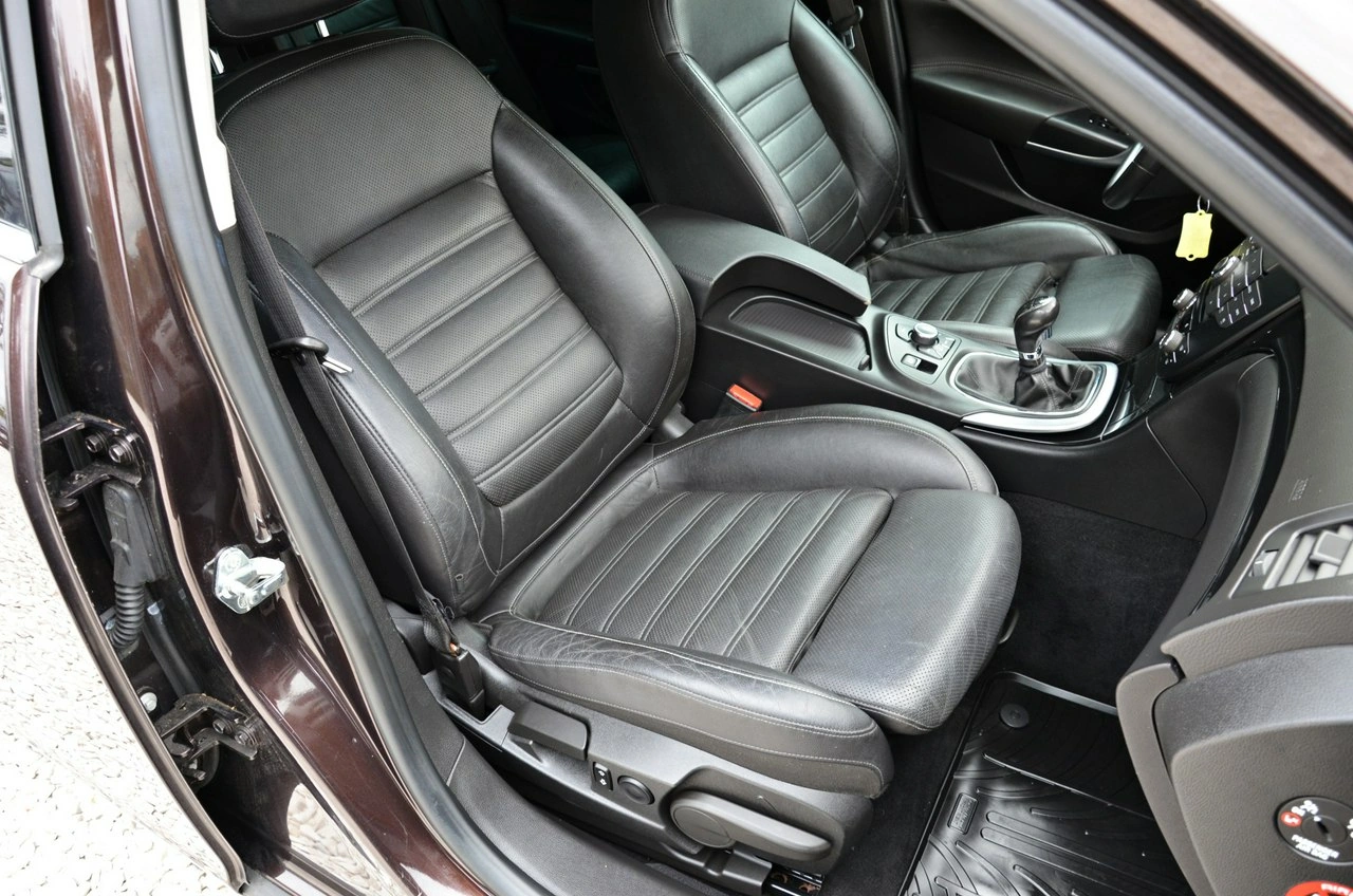 Opel Insignia Sports Tourer - Zdjęcie 37