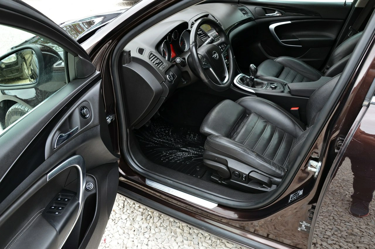 Opel Insignia Sports Tourer - Zdjęcie 6