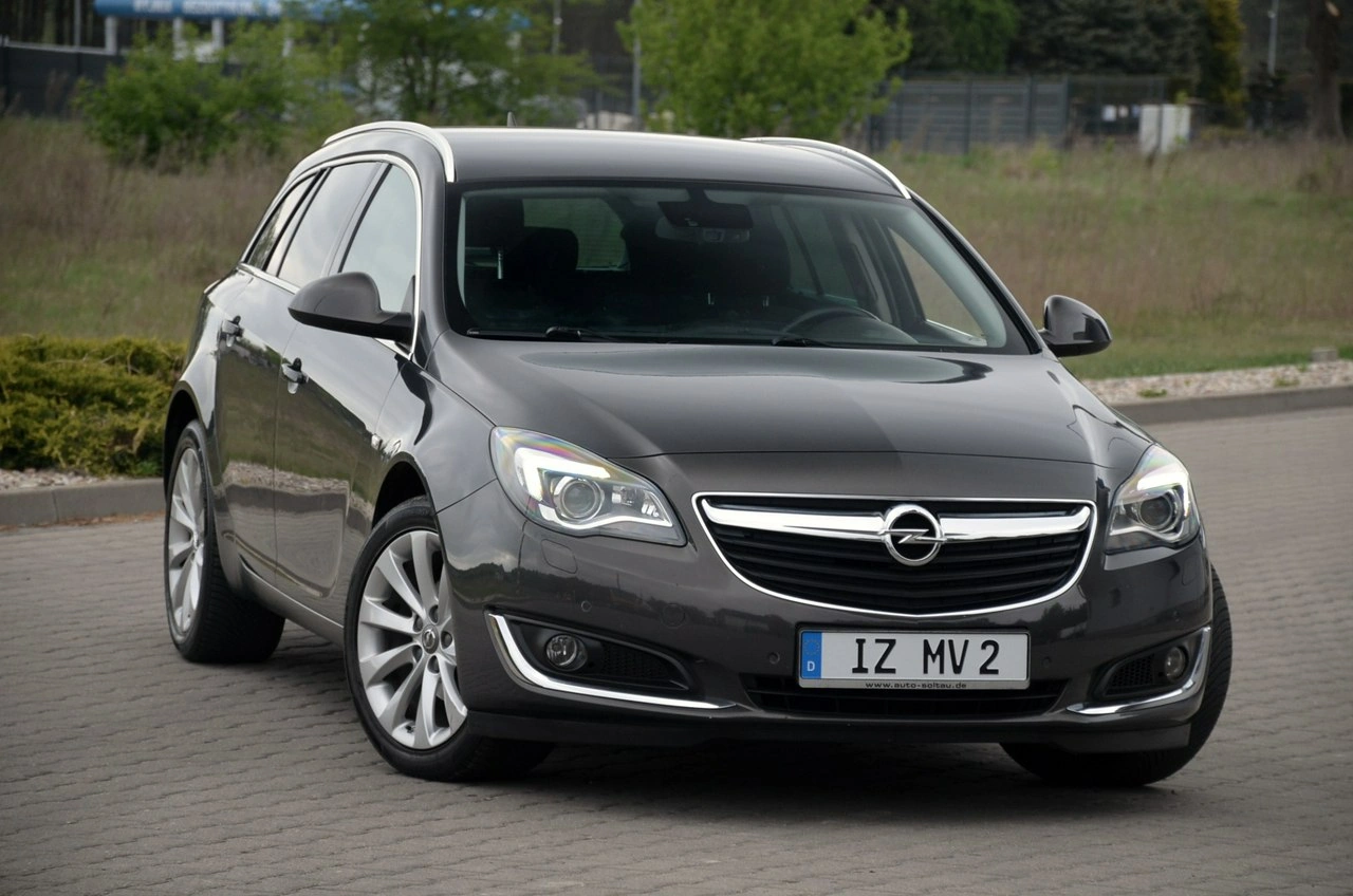 Opel Insignia Sports Tourer - Zdjęcie 26