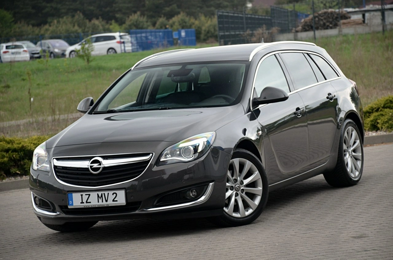 Opel Insignia Sports Tourer - Zdjęcie 3
