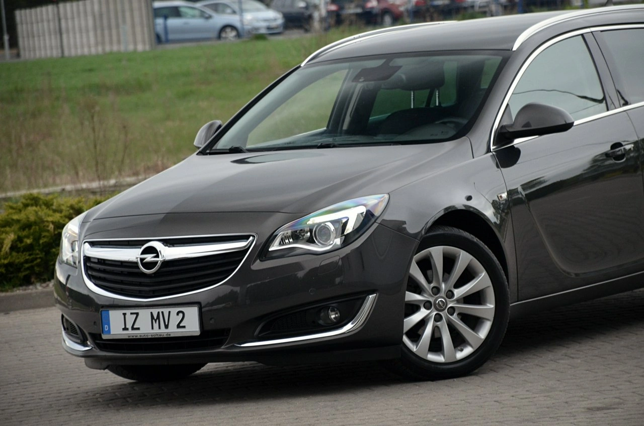 Opel Insignia Sports Tourer - Zdjęcie 6