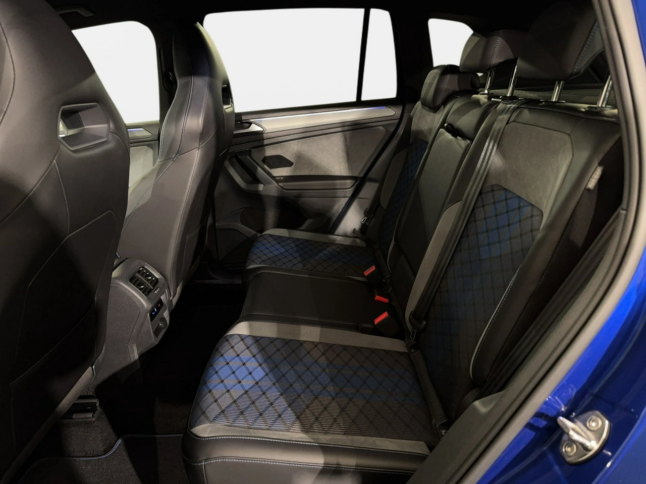 Volkswagen Tiguan - Zdjęcie 15