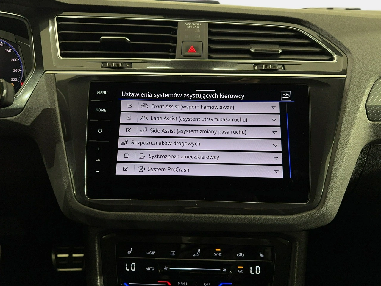 Volkswagen Tiguan - Zdjęcie 28
