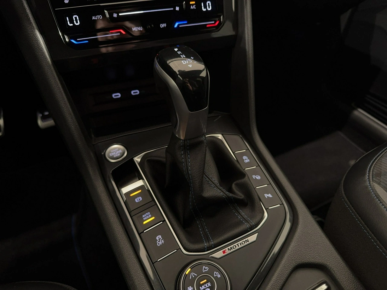 Volkswagen Tiguan - Zdjęcie 32