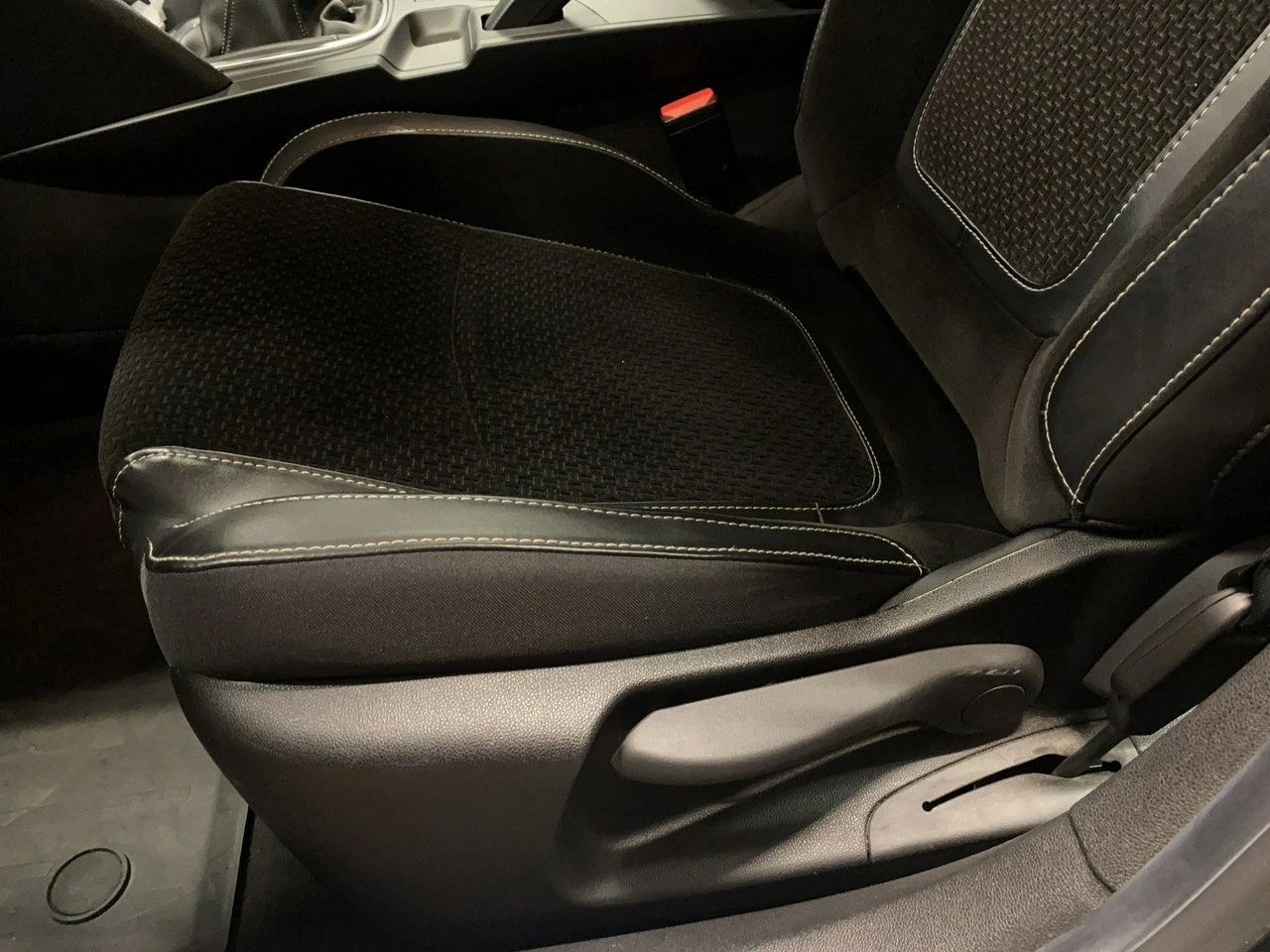 Renault Megane - Zdjęcie 12