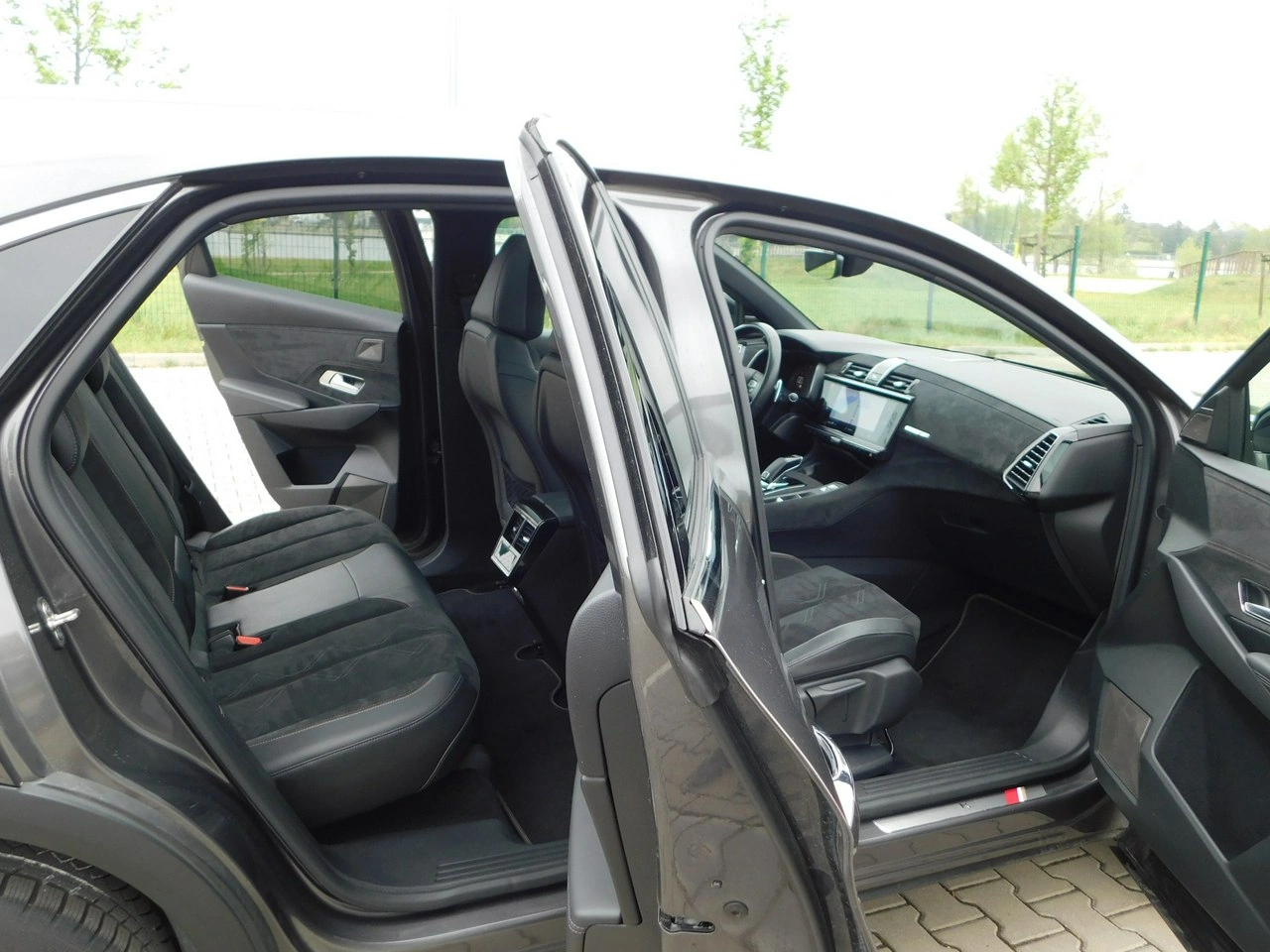 DS Automobiles DS 7 Crossback - Zdjęcie 9
