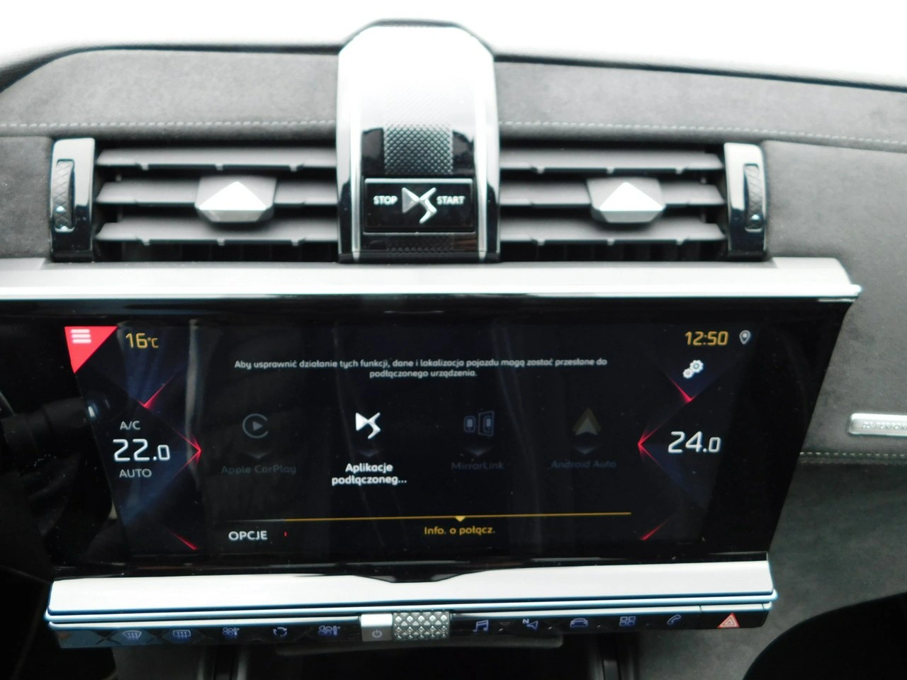 DS Automobiles DS 7 Crossback - Zdjęcie 22