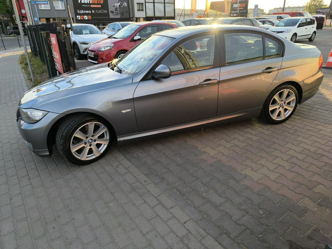 BMW 318 - Zdjęcie 9