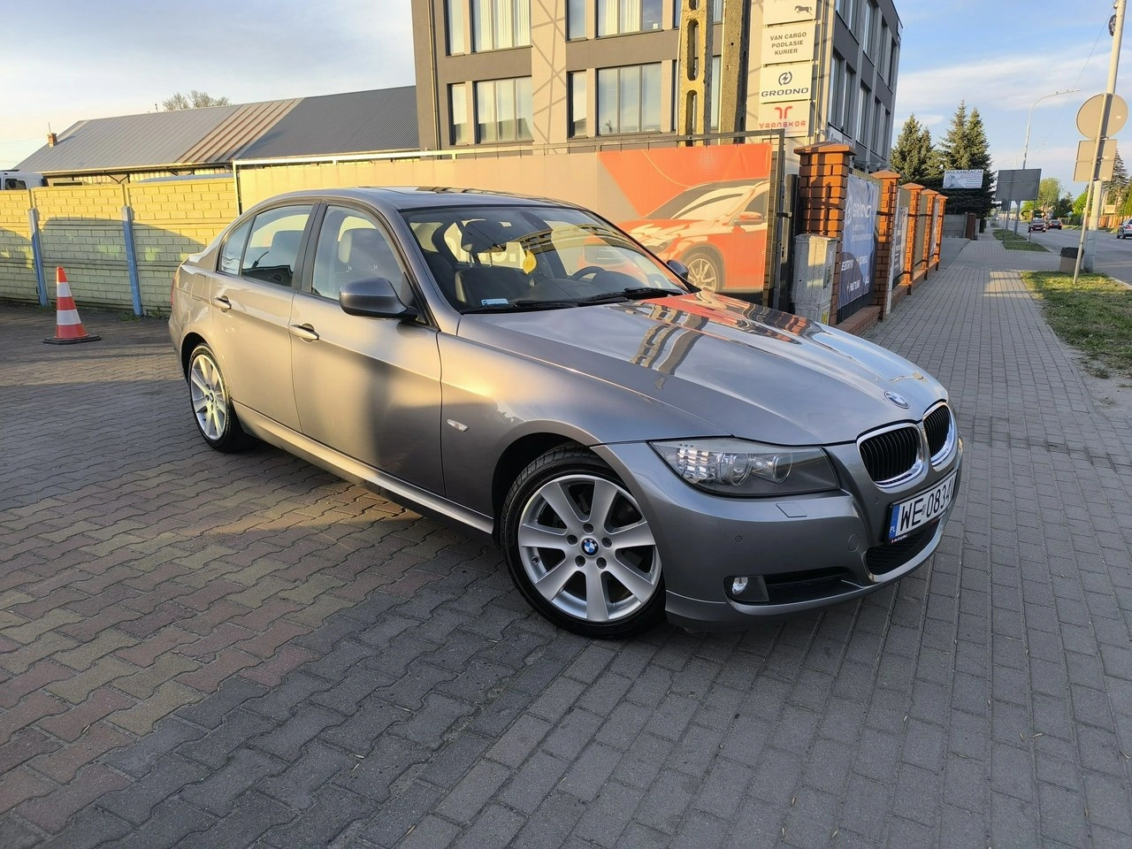 BMW 318 - Zdjęcie 1