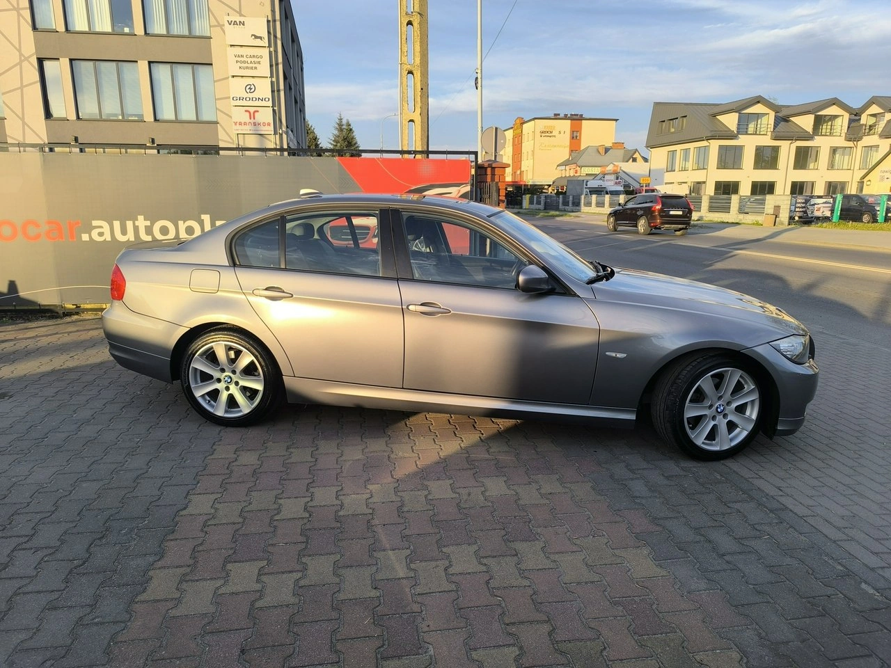 BMW 318 - Zdjęcie 2