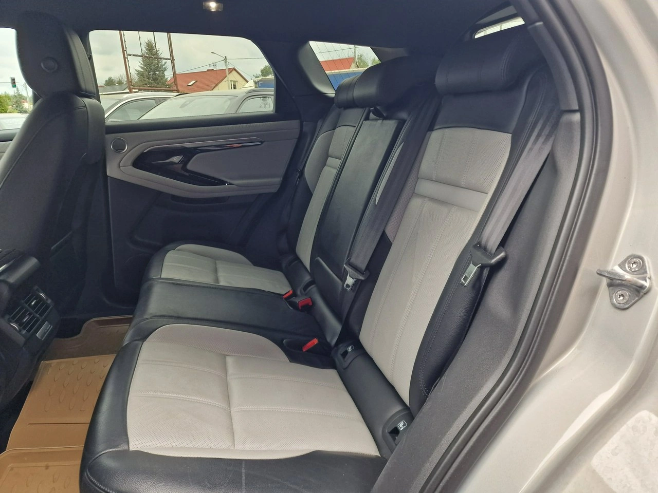 Land Rover Range Rover Evoque - Zdjęcie 18