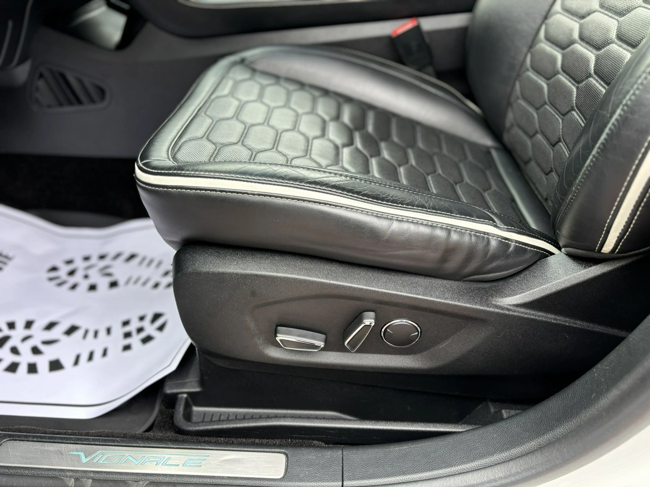 Ford Edge - Zdjęcie 14