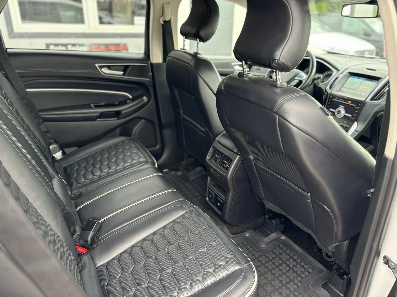 Ford Edge - Zdjęcie 30