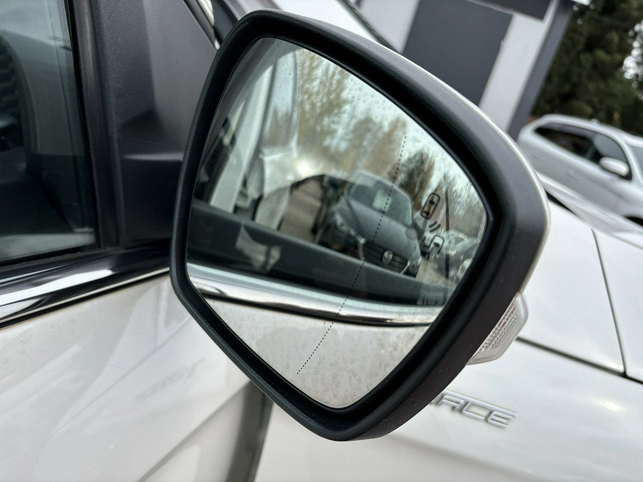 Ford Edge - Zdjęcie 34