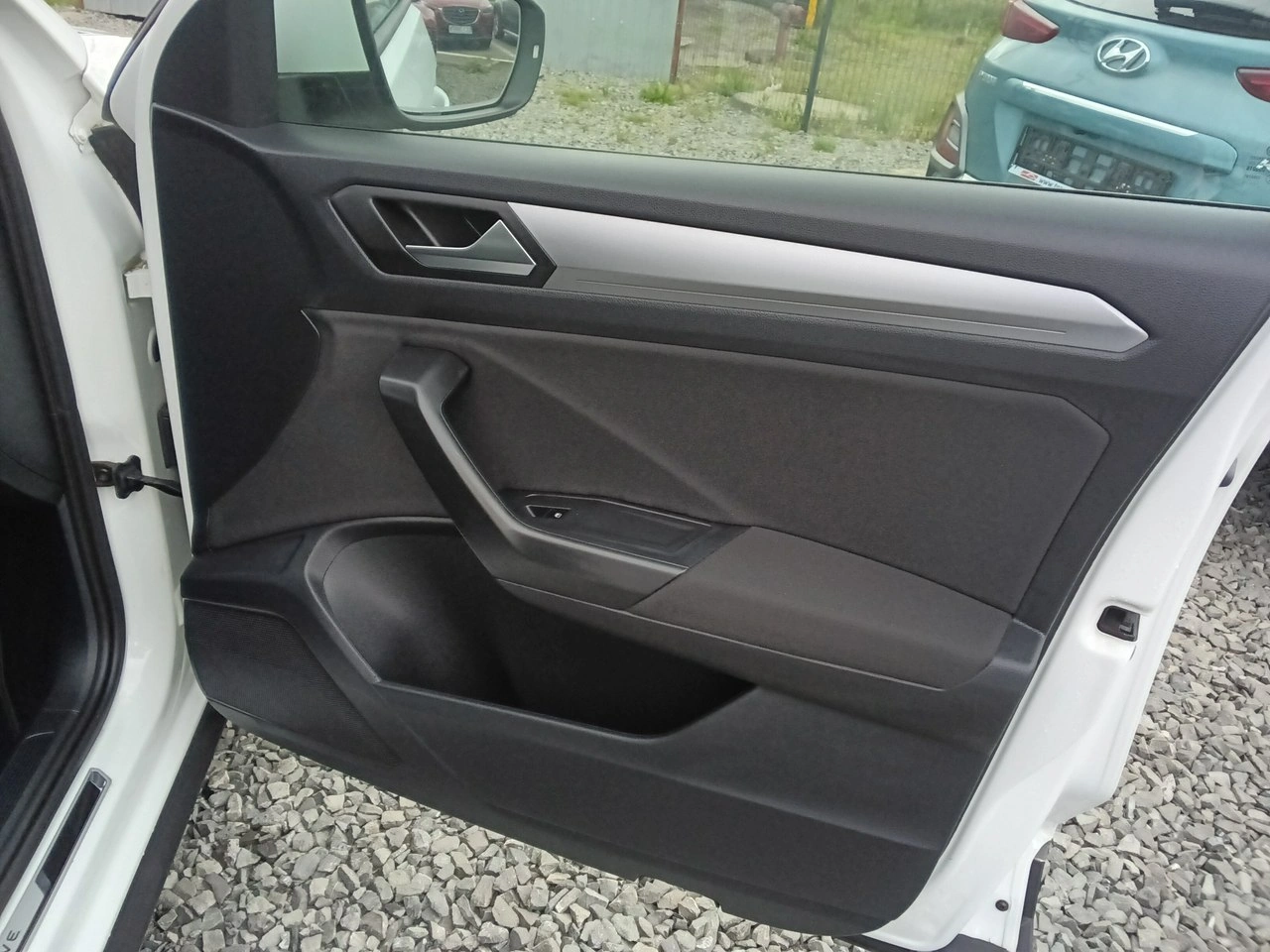 Volkswagen T-Roc - Zdjęcie 27