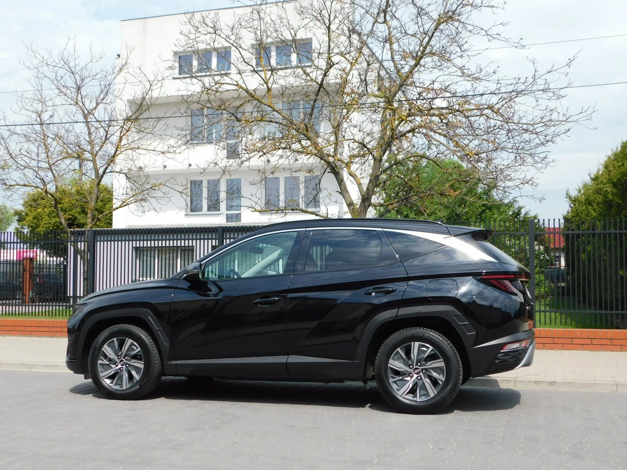 Hyundai Tucson - Zdjęcie 22