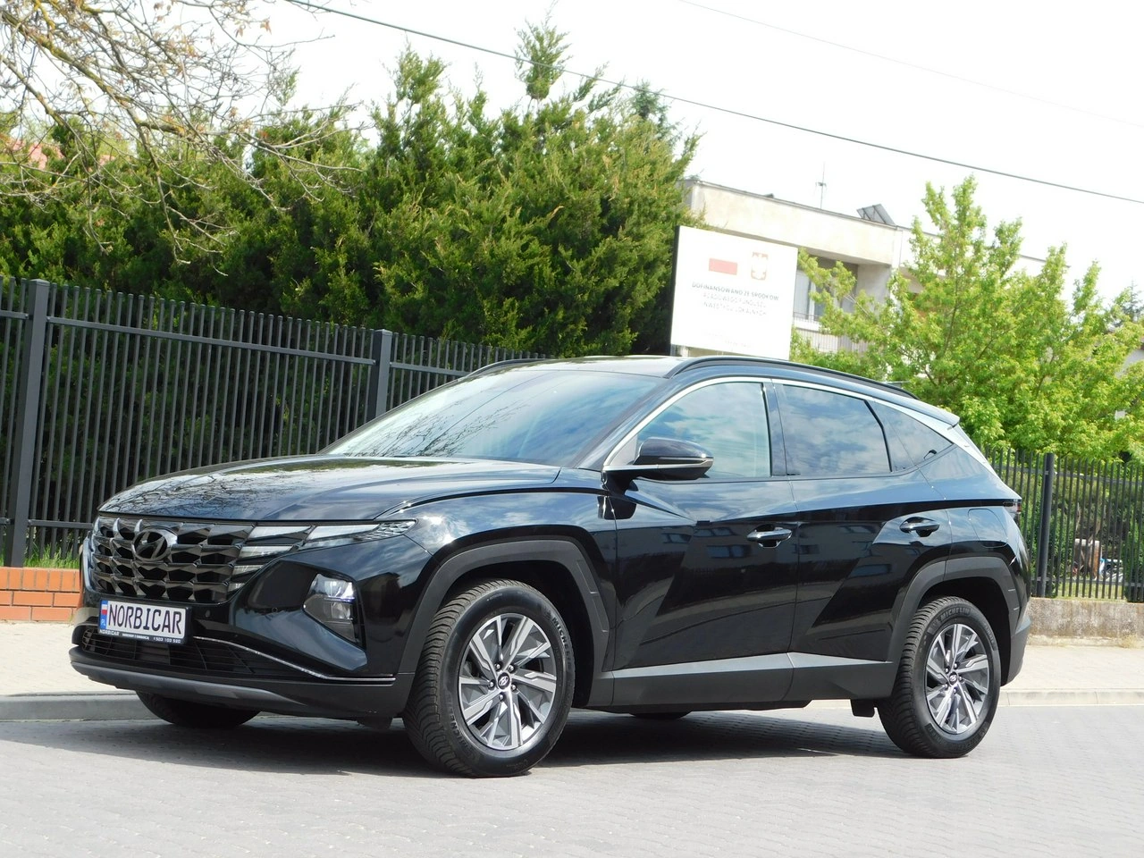 Hyundai Tucson - Zdjęcie 23