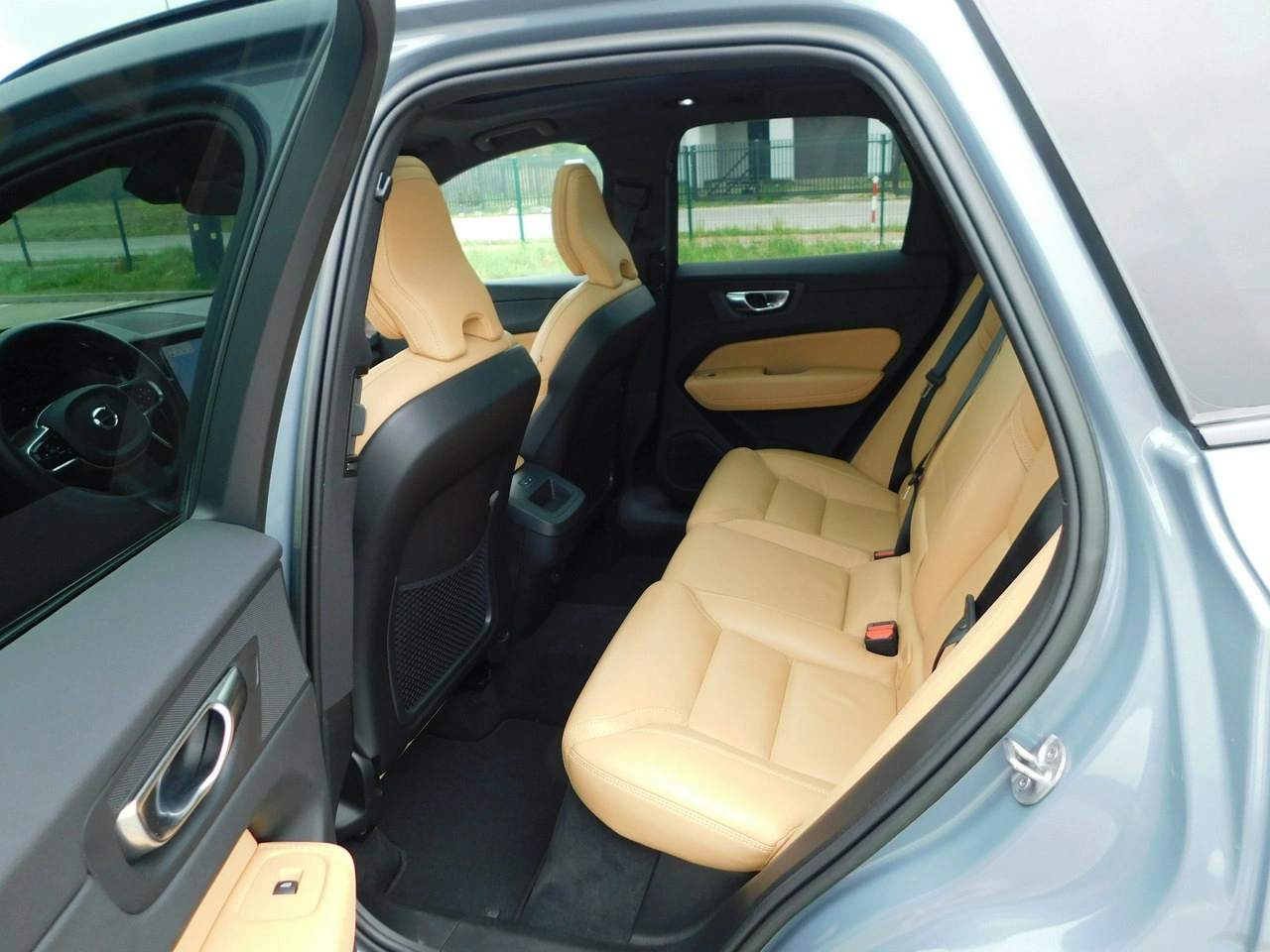 Volvo XC 60 - Zdjęcie 9