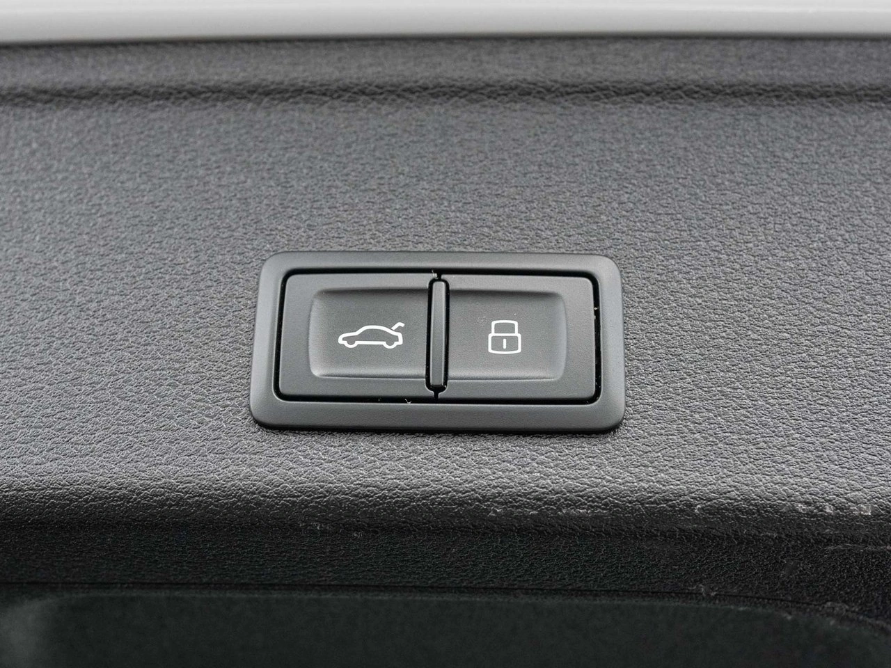 Audi A4 - Zdjęcie 28