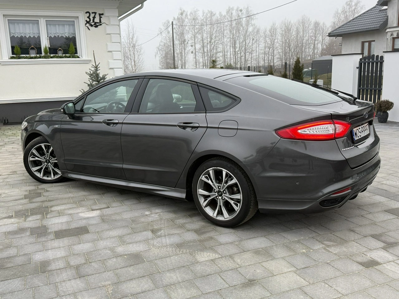 Ford Mondeo - Zdjęcie 2