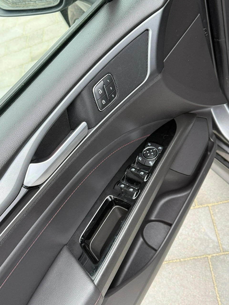 Ford Mondeo - Zdjęcie 34