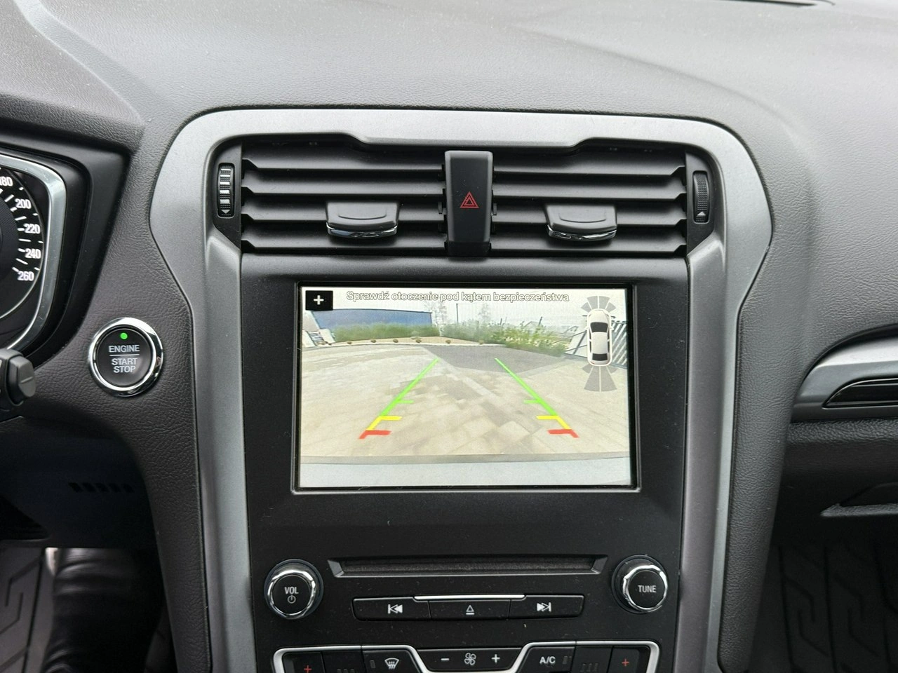 Ford Mondeo - Zdjęcie 38