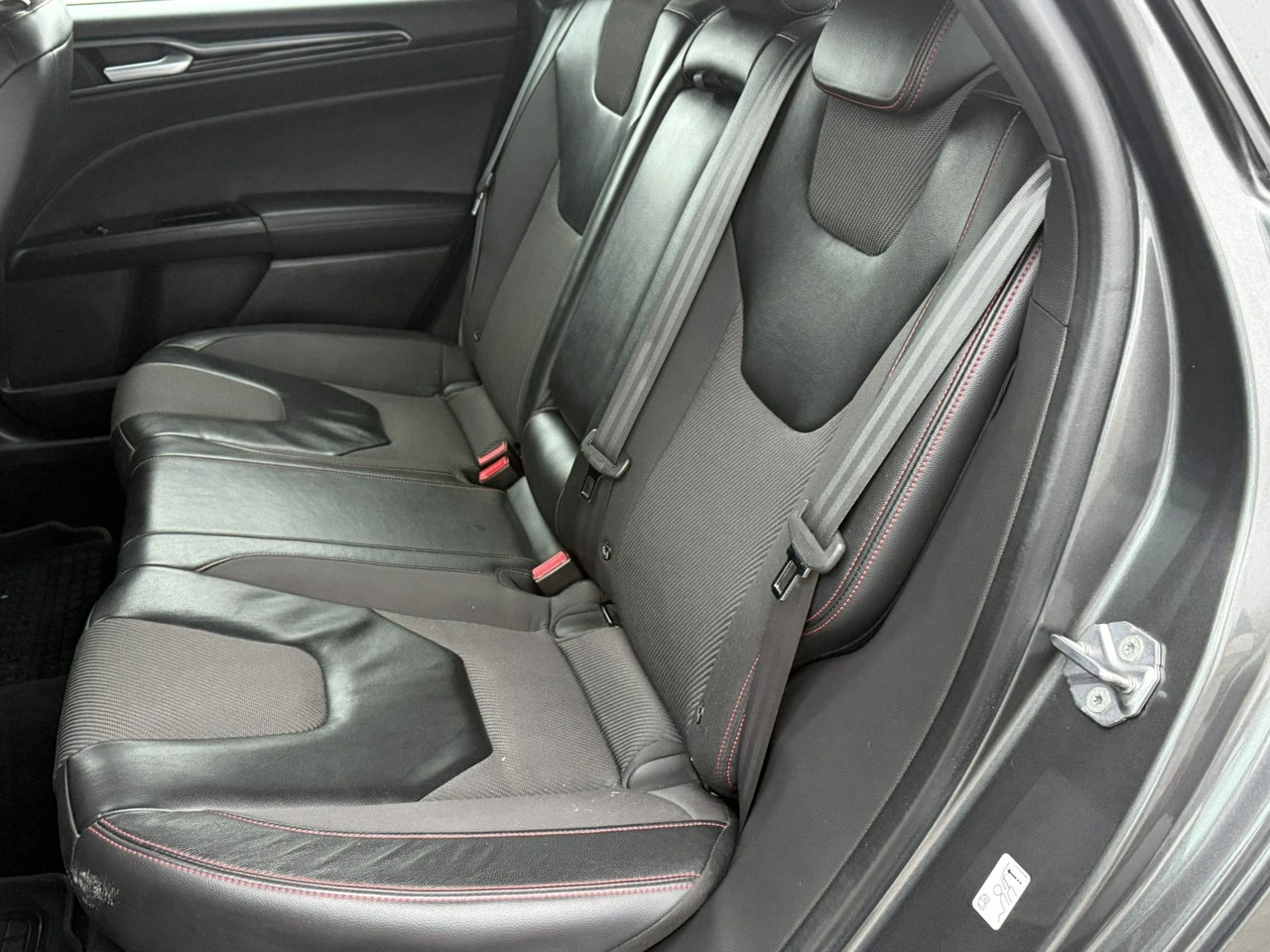 Ford Mondeo - Zdjęcie 7