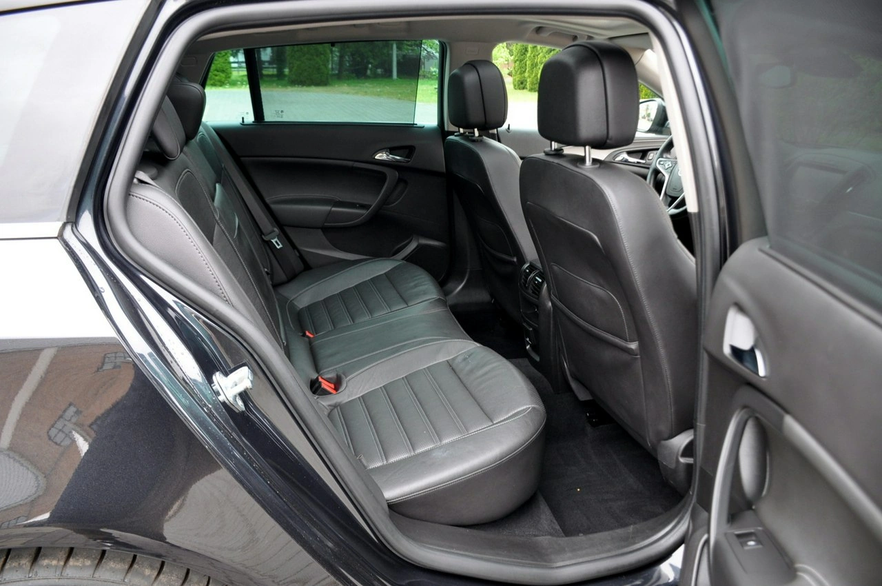 Opel Insignia - Zdjęcie 17