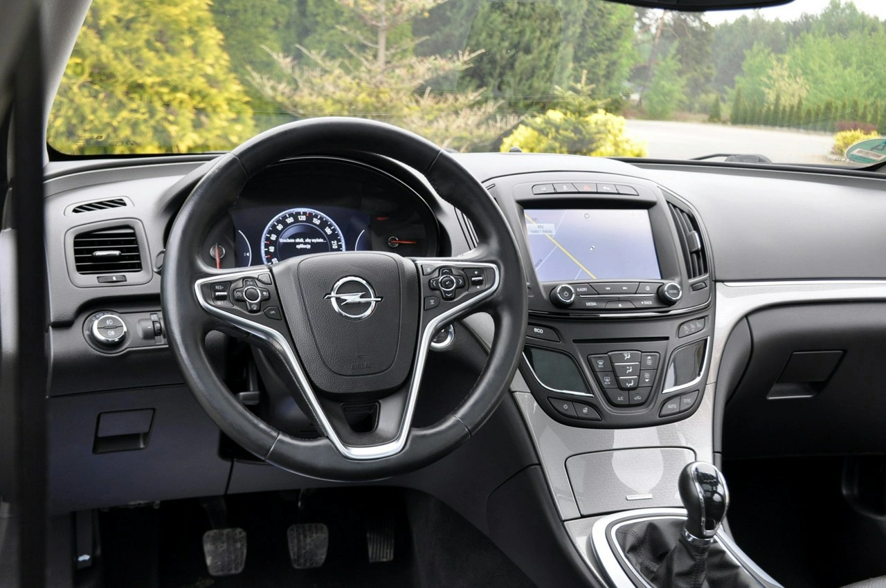 Opel Insignia - Zdjęcie 28
